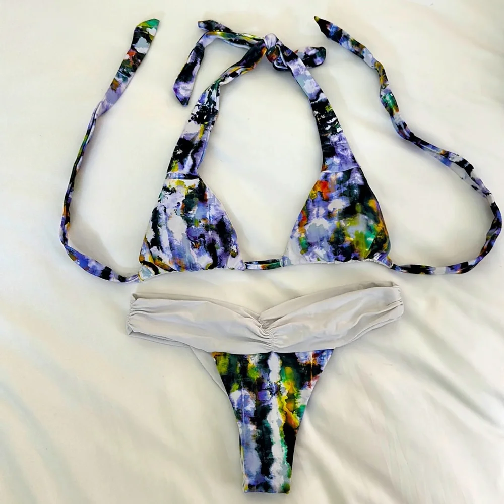 Poema bikini - Picture 1 of 3